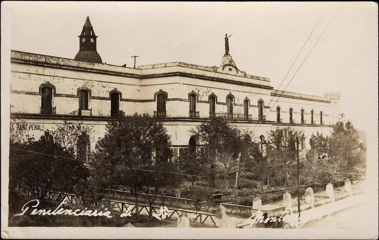 1895